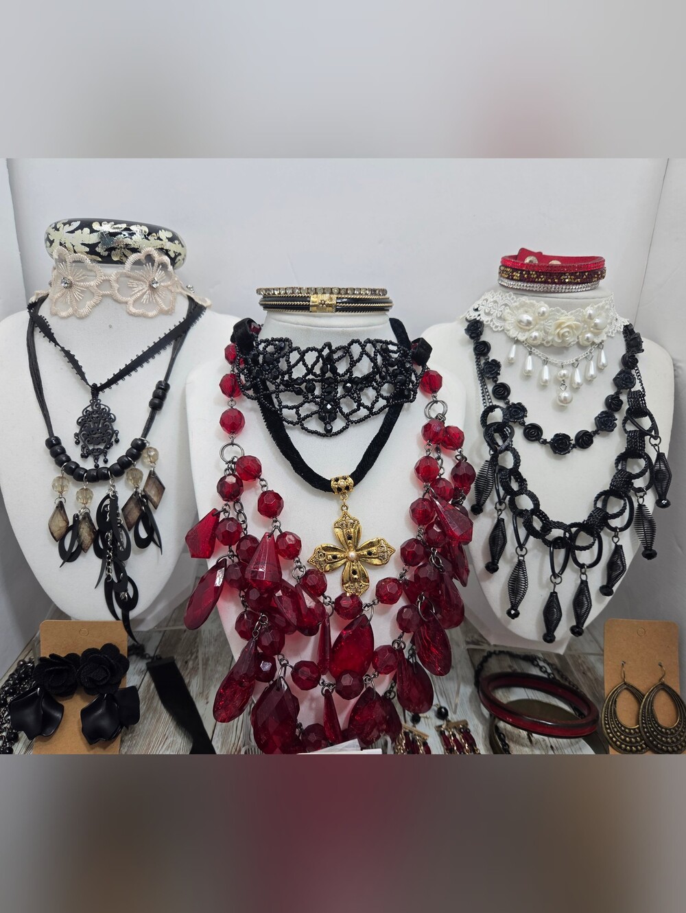 🥀 HUGE 50+ pc Whimsigoth Gothic Romantic Jewelry Lot Necklaces Bracelets Ear 🖤 - Picture 2 of 16